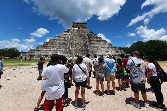 Luxury Chichen Itza Full-Day Adventure from Tulum City - What the guides add to the experience