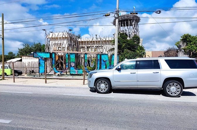 Luxury one way transfer to Tulum from Tulum airport - How DLUX compares with arranging a ride after landing