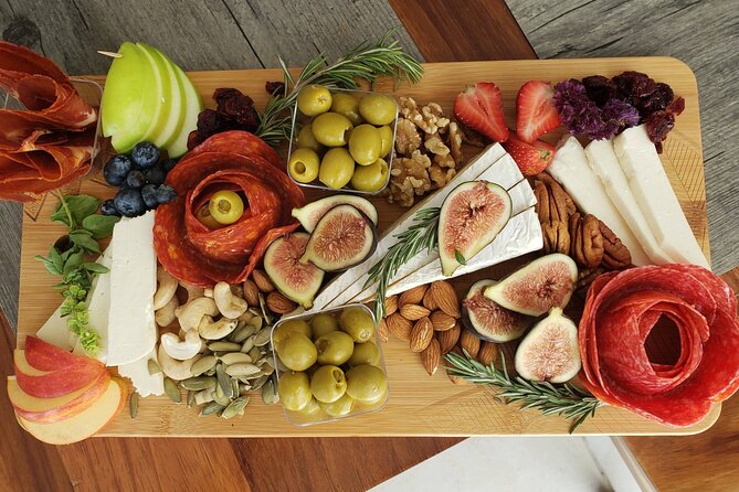 Luxury picnic on the beach - How to make the two hours count