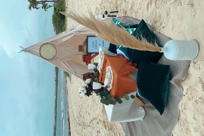 Luxury picnic on the beach - Weather and cancellation rules