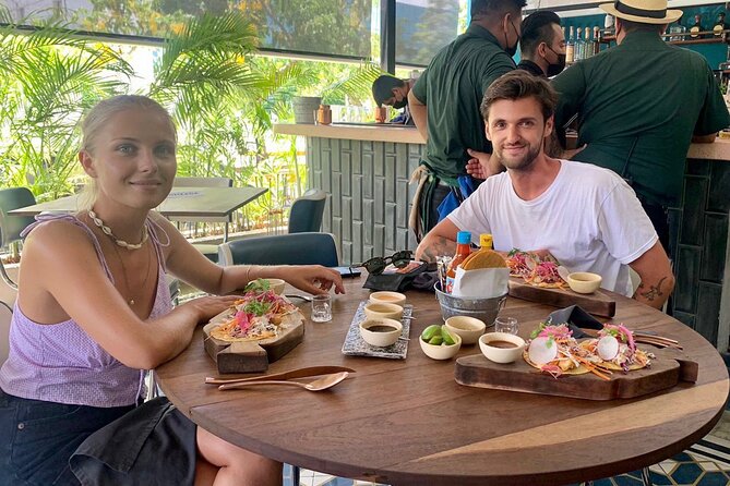 Playa Del Carmen Authentic Downtown Food Tour: Tacos and Local Flavors - Meeting at Coco Bongo and finding your bearings