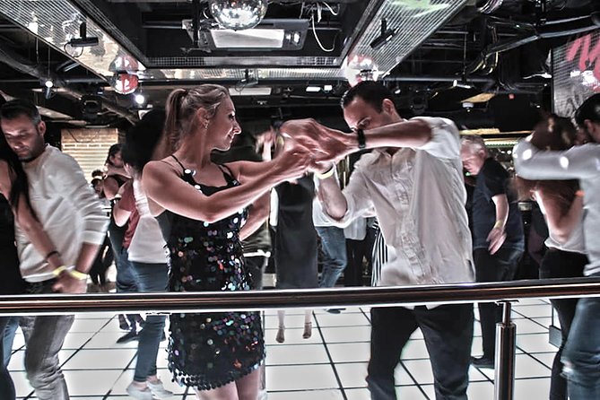 Playa Del Carmen Salsa Lovers Dance Experience - Beginner-friendly, but not only for beginners