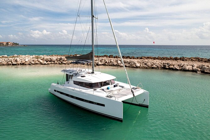 Private 40' Bali Catamaran – Drinks & Food Included - A private catamaran day from Puerto Aventuras