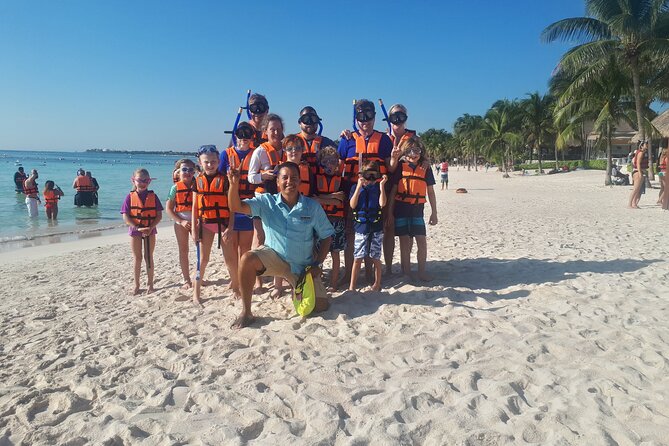 Private Akumal & Cenotes tour - Akumal Beach and the turtle encounter