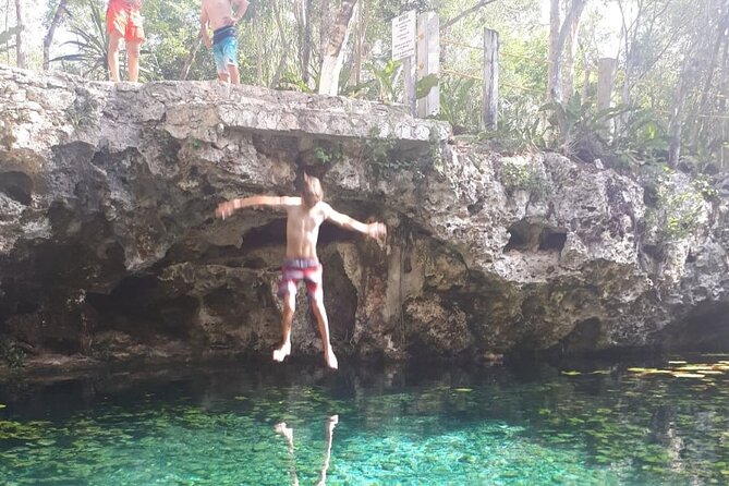 Private Cenotes tour - A private guide changes the whole day