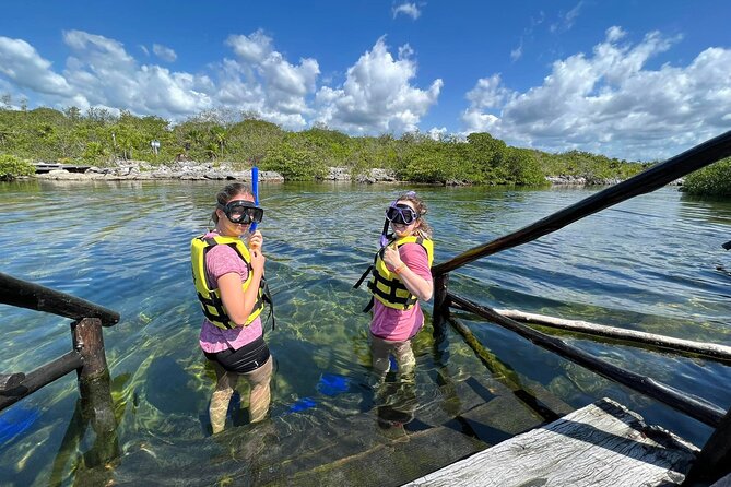 Private Experience: Akumal sea turtles encounter and Yal-kú lagoon colorfull fish snorkel. - Two waterscapes in one four-hour outing