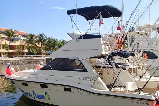 Private Fishing Tour in Yacht Playa del Carmen - A private morning on the water