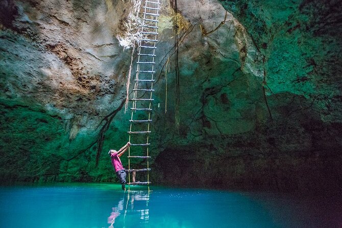 Private - Mayan Inland Expedition - Coba Ruins, Punta Laguna and Mayan family - Punta Laguna, where the jungle becomes the main attraction