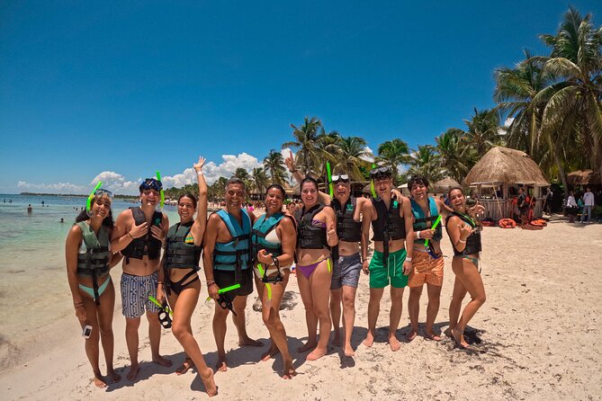 "Private snorkeling with turtles in Akumal + Photos included" - Meeting Alex at Playa Akumal