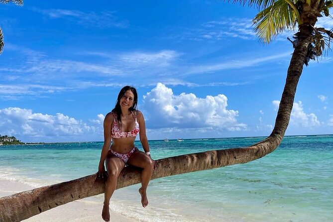 Private Tour Tulum Tortugas Cenote Beach All Inclusive - Guides and the feel of the day