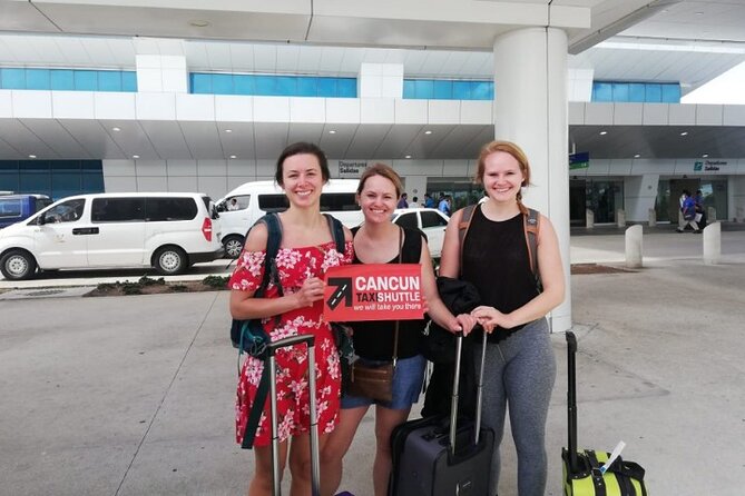Private Transfer from Playa del Carmen to Cancun Airport - Why the private format matters for a group of seven