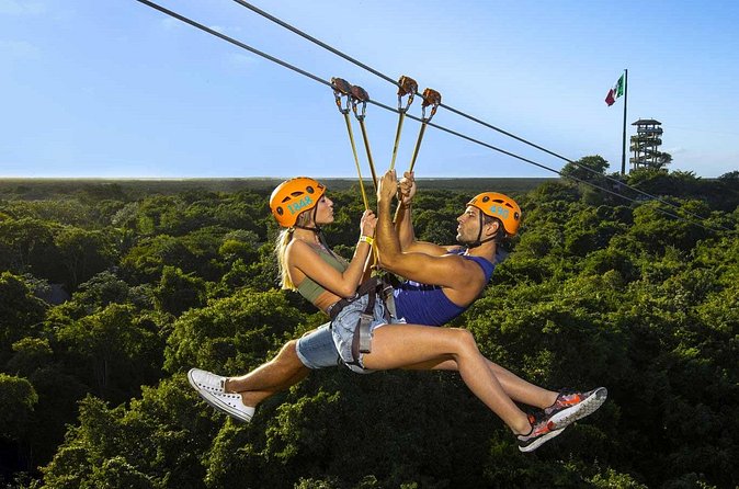 Private Transfer to Xplor/Xplor fire/Xenses, roundtrip from PDC - What the price means for a small group
