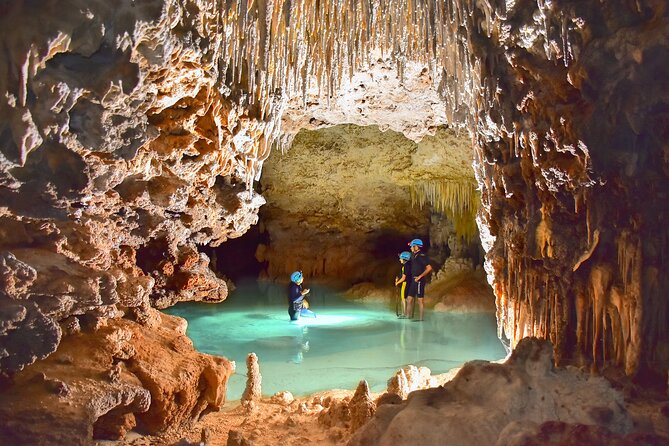 Rio Secreto Natural Reserve - What the equipment and facilities add