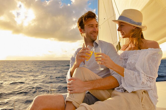 Riviera Maya Luxury Sunset Sailing plus Light Dinner and Open Bar - The crew makes the evening