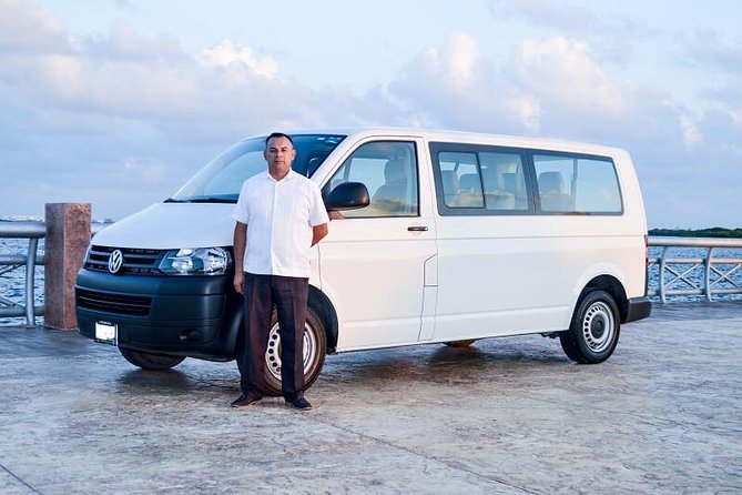 ROUNDTRIP Private Transfer Cancun -Tulum/Akumal /Hilton 1-8 pax - The airport arrival: find the banner before you leave the terminal