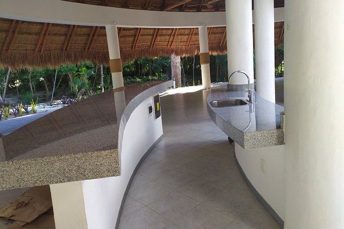 Salsa Classes Tulum and Bachata - Why Private Teaching Matters for Beginners