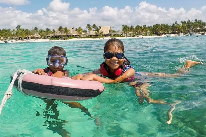 Swim with akumal turtles - A shallow swim through the seagrass beds