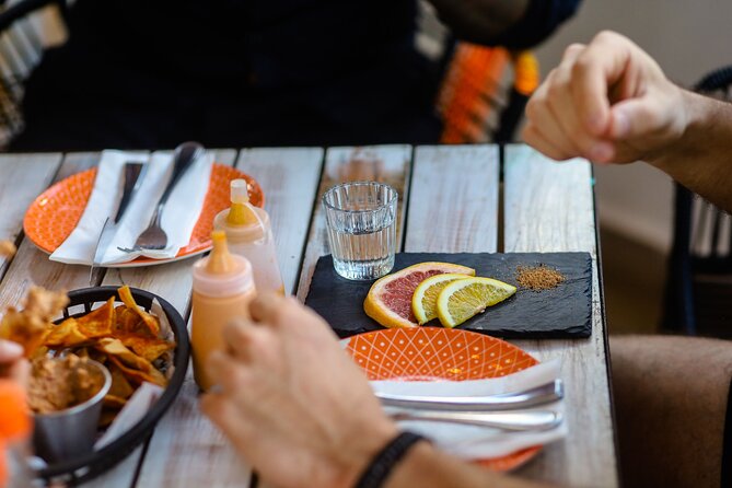 Tequila & Mezcal Gourmet Experience in Playa del Carmen - Amate 38 finishes with mezcal and cochinita pibil