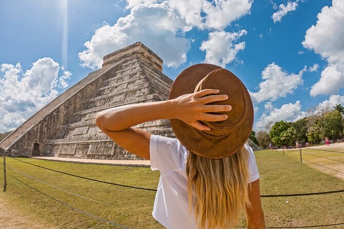 The Great Chichen Itza and Suytun & ikkil Cenotes guided tour - Key points at a glance
