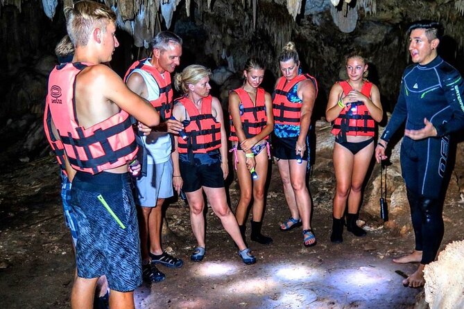 Tour Cenote Santa Cruz - Meeting Viktor at the Akumal Medical Center