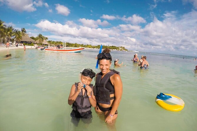 Tour to swim with turtles - Akumal Beach puts the turtles first