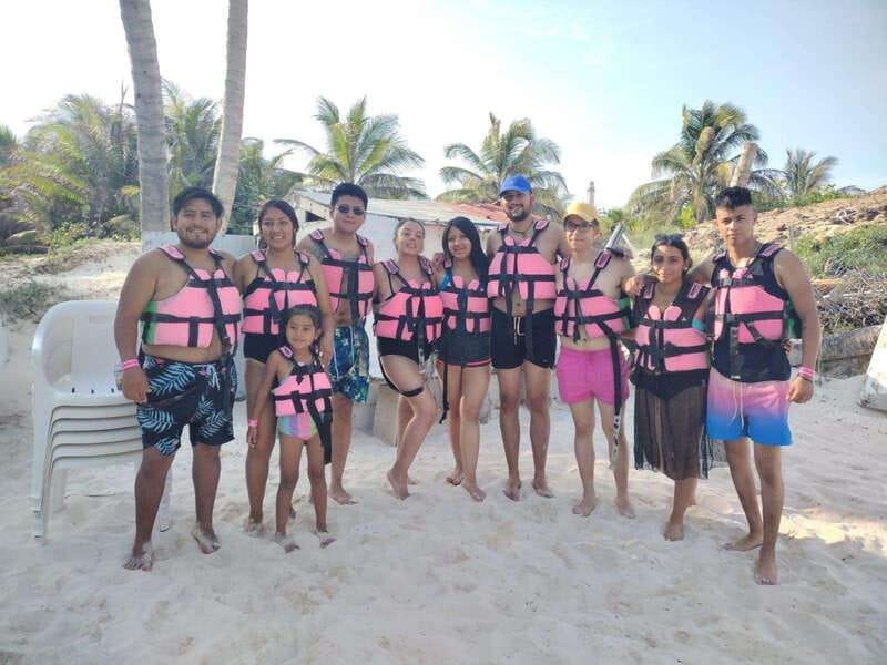 Tulum: 2 spot Reef Snorkel 1 hour 30 minutes - A short boat trip with two very different rewards