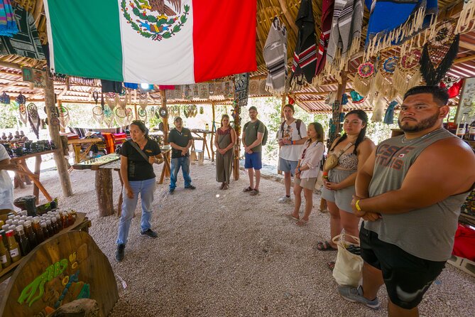 TULUM 4x1: Archaeological Zone, COBA, Cenote, 5th Avenue and lunch. - 5th Avenue: a brief Playa del Carmen finish