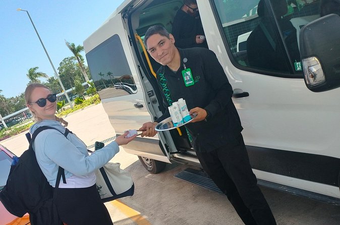 Tulum Airport Transportation to your destiny in Private Minibus - Clean vehicles and a professional approach