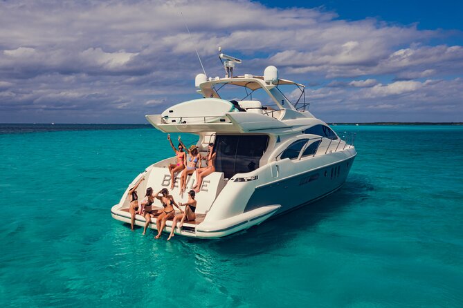 Tulum All Inclusive 4h – Luxury 58' Azimut Yacht - Who Will Enjoy This Yacht Most