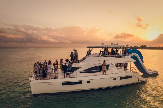 Tulum All Inclusive DJ Party – 51' Leopard PowerCat 4h - Hours two and three: lunch, DJ music, and water time