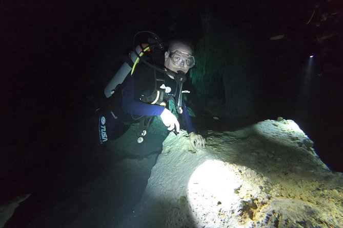 Tulum cenote diving. The ultimate experience in scuba - Guides, instruction, and the human side of the outing