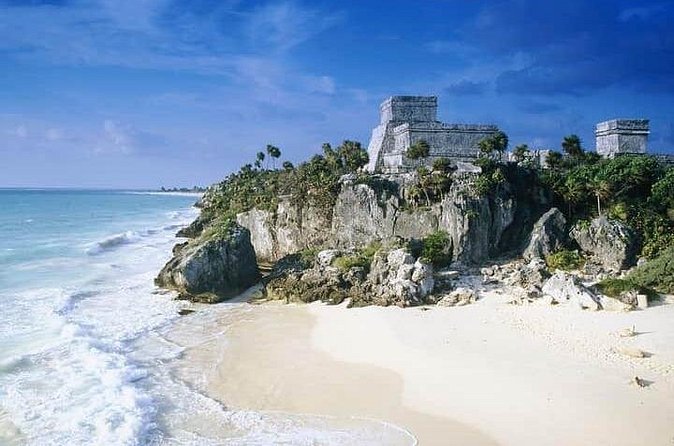 Tulum Express Riviera Maya - Free time for photographs, food, and the beach