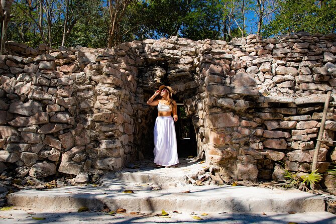 Tulum Guided Tour, Magical Cenote, Lagoon Snorkeling and Beachside Lunch - Cenote El Sueño: the day’s most unusual swim