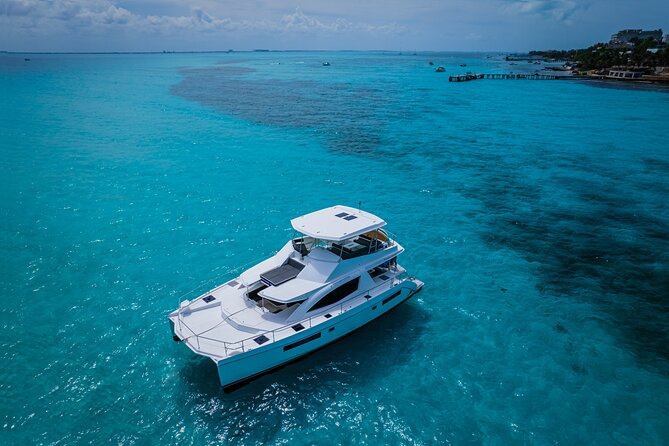 Tulum: Leopard 51′ Yacht with Gourmet Dining & Water Toys - What comes to the table