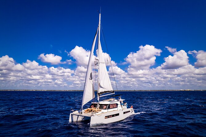 Tulum: Luxury Sail & Snorkel – All Inclusive 34' Catamaran - A Four-Hour Plan With Room to Relax