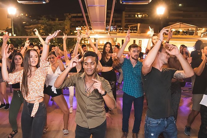 Tulum Salsa Lovers Dance Experience - The one-hour class: from first steps to freer movement