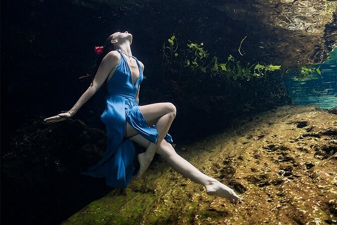 Underwater Photo Shoot Experience in Cenote - Styling advice and the fabric wardrobe