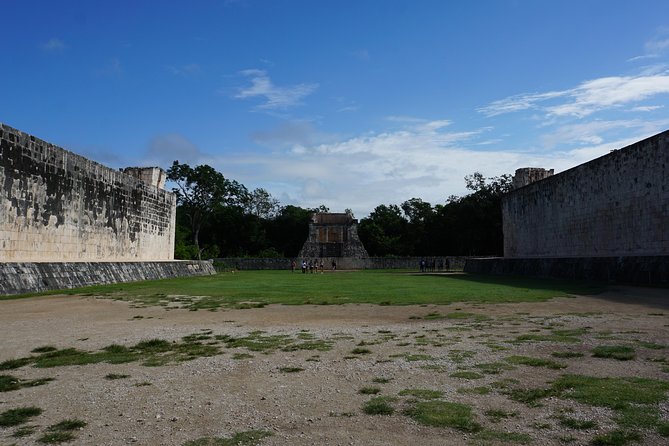 VIP Chichen Itza Private Tour - Luxury Car - Who should book this experience