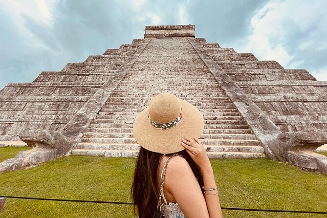 VIP Chichen Itza Private Tour - Luxury Car - Three hours among the Maya ruins